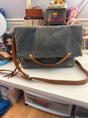 Monday Morning Studios Waxed Canvas Foldover Tote in Grey